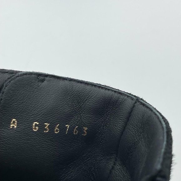 CHANEL 20K Suede Cap Toe Quilted CC Turnlock Flat Ankle Booties Boots - Picture 12 of 15